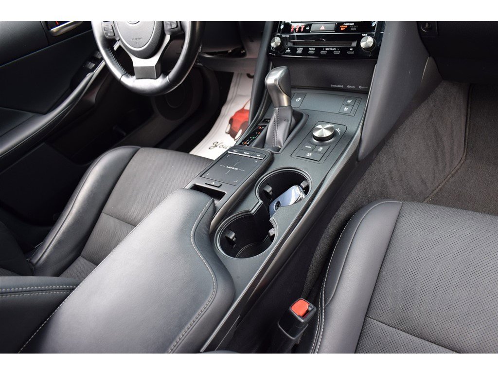 Used 2021 Lexus IS 300 w/ Comfort Package image 16