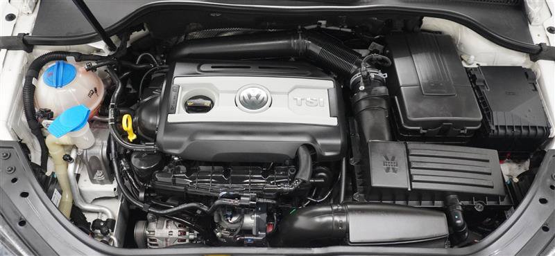 Used 2015 Volkswagen Eos Komfort FWD image 34