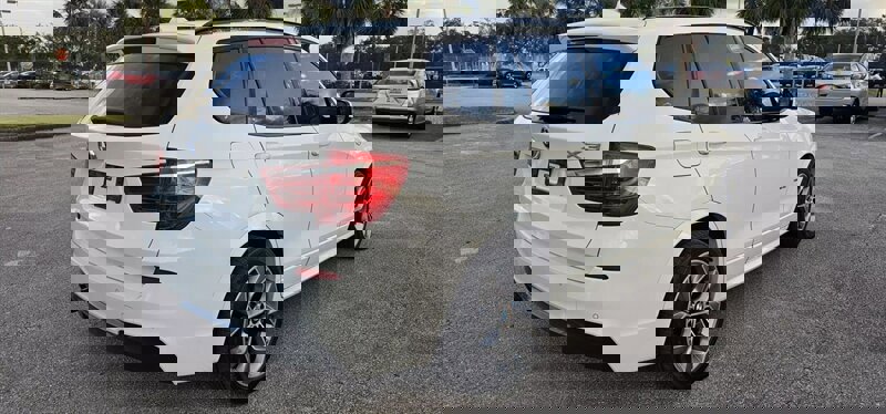 Used 2013 BMW X3 xDrive28i image 4