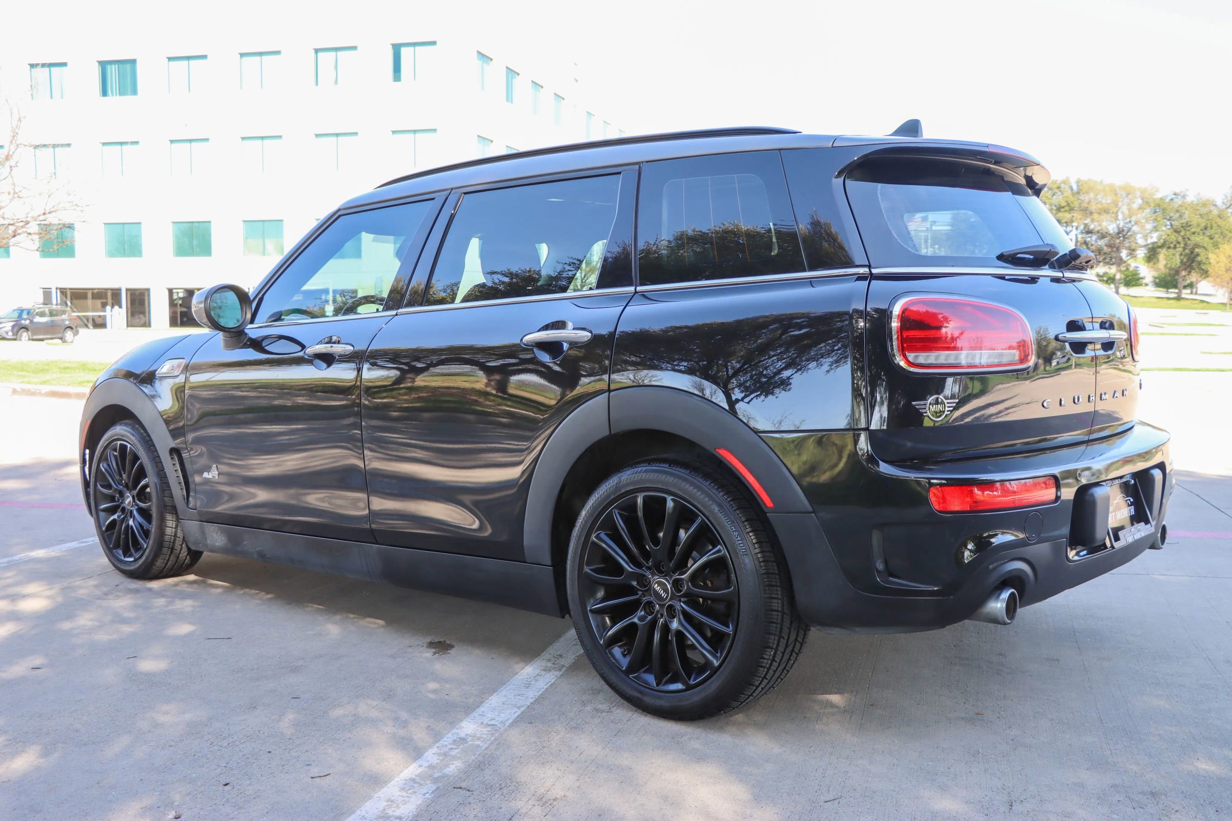 Used 2020 MINI Cooper Clubman S image 5