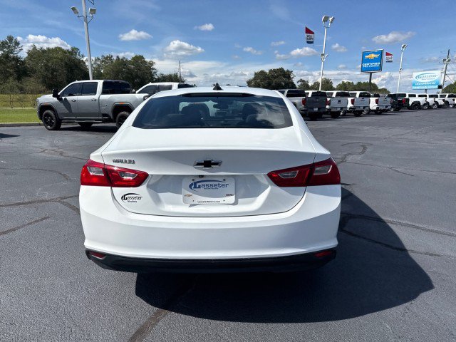 Used 2023 Chevrolet Malibu LS FWD image 4