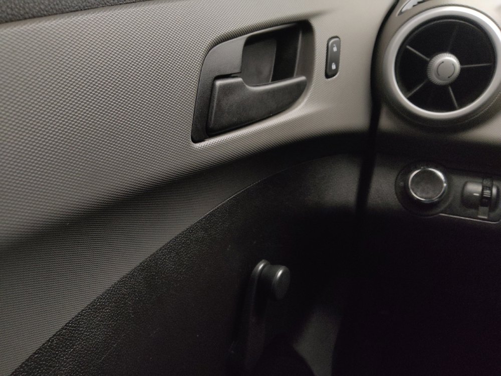 Used 2020 Chevrolet Sonic LT FWD image 27