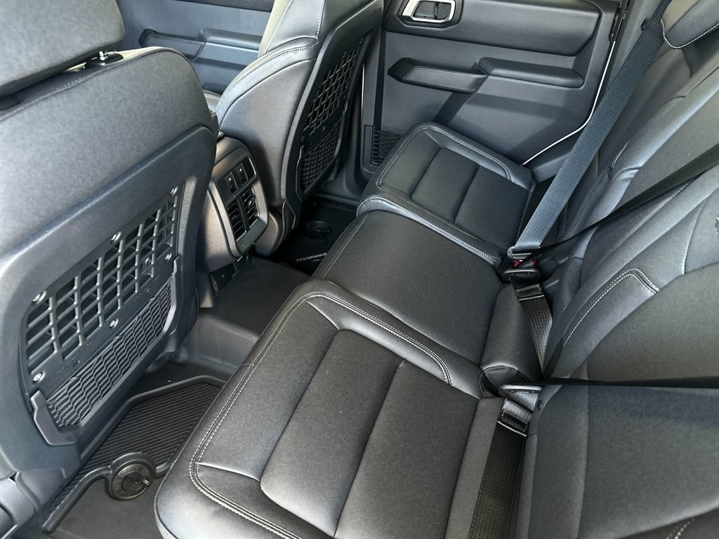 New 2026 Ford Bronco Badlands AWD/4WD image 11