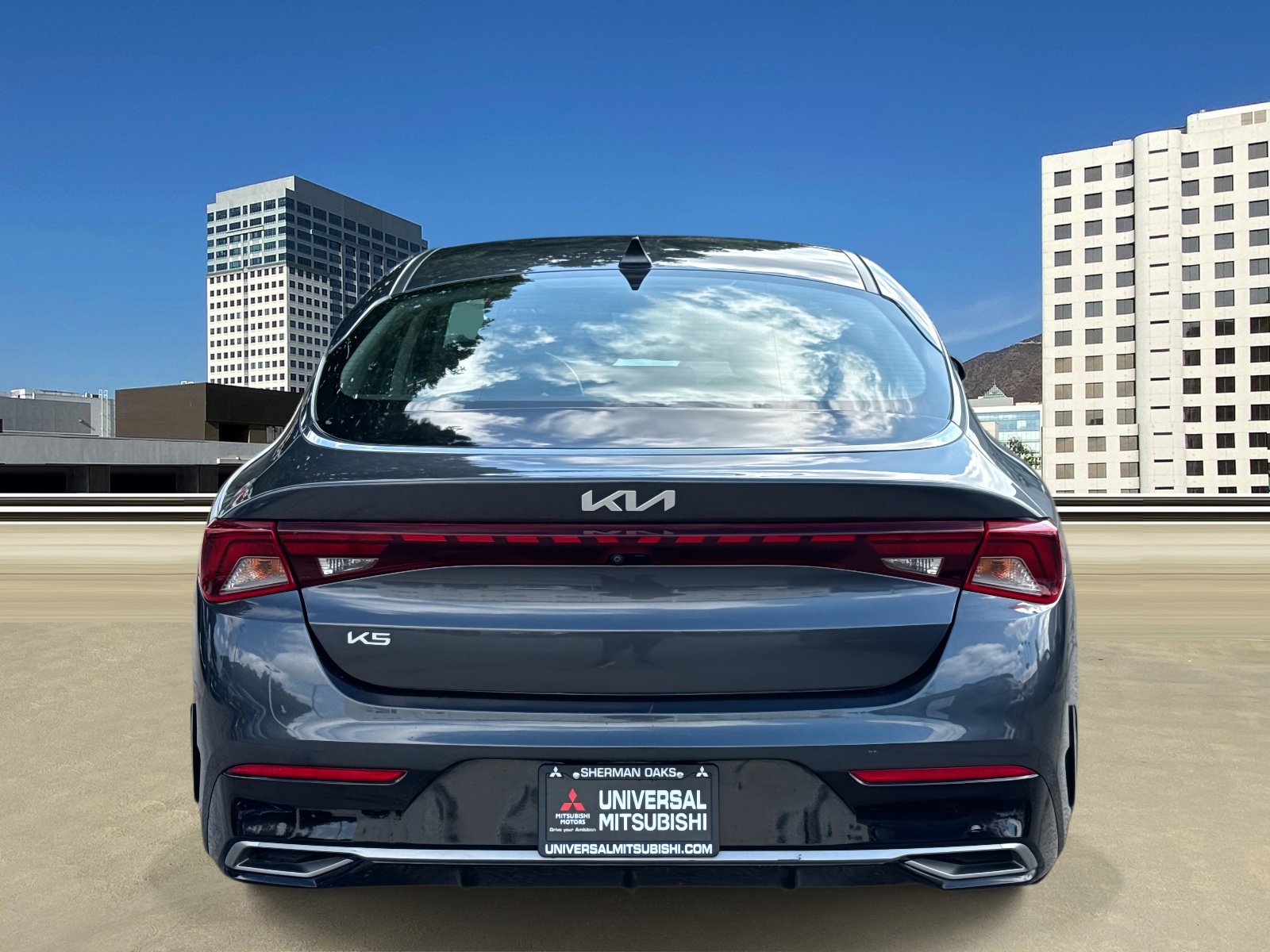 Used 2023 Kia K5 LXS image 4