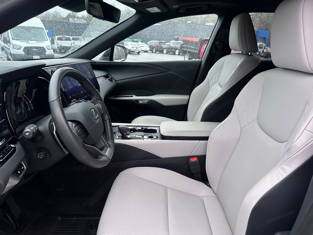 Used 2024 Lexus RX 350 Premium w/ Kick Sensor & Tow Package image 14