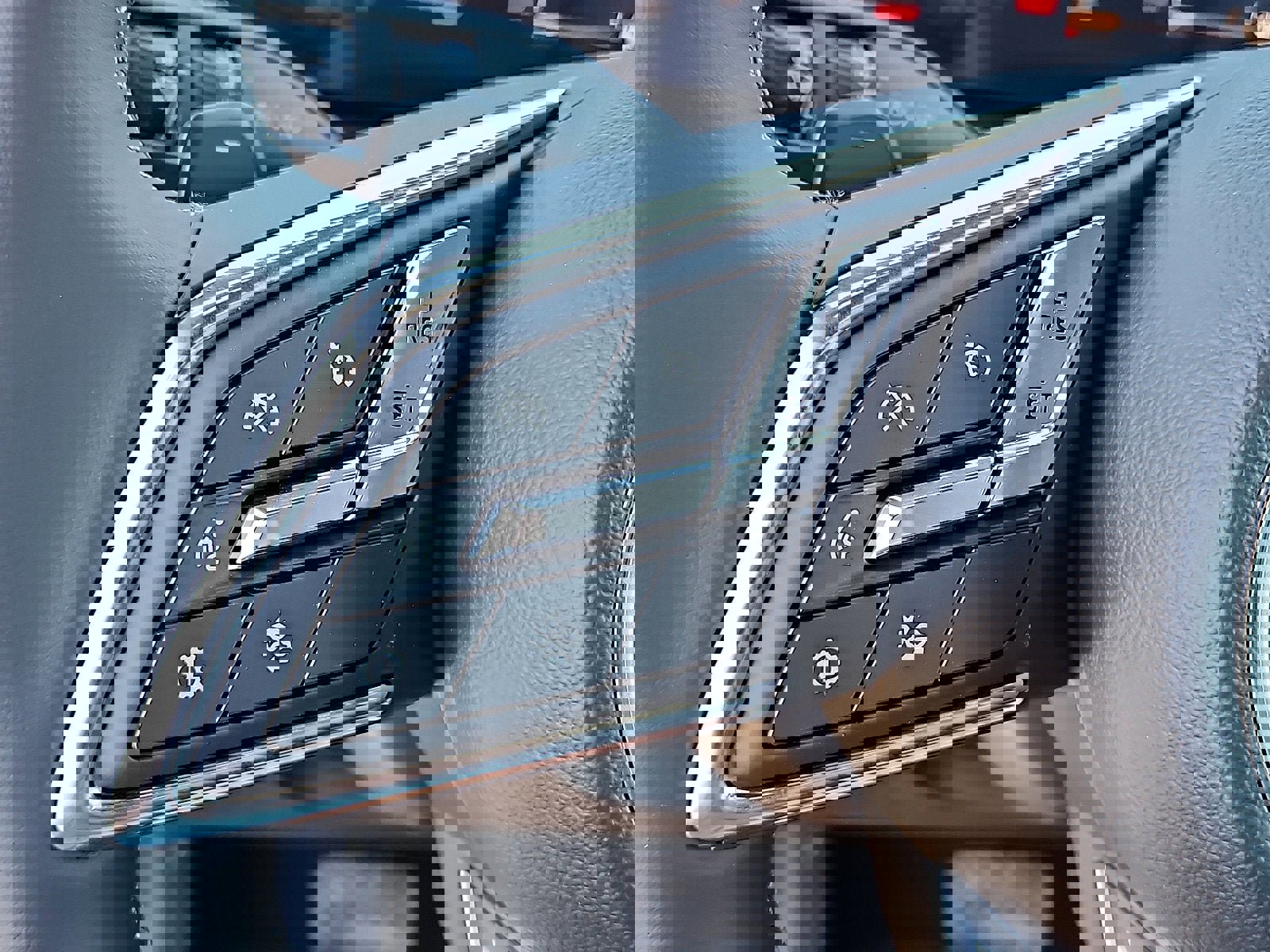 New 2026 Buick Enclave Preferred w/ Power Package image 16