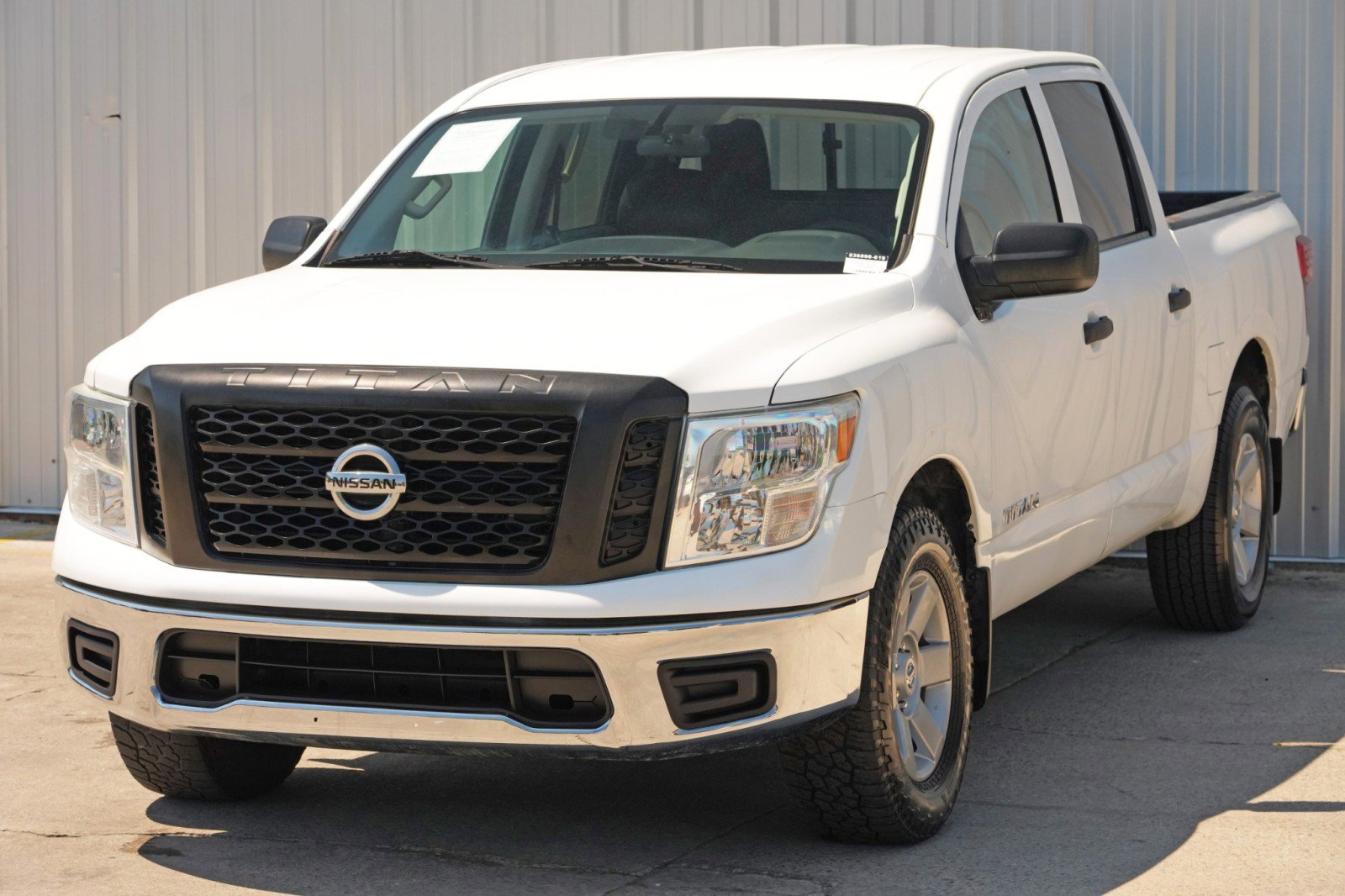 Used 2018 Nissan Titan S w/ S Utility Package image 35