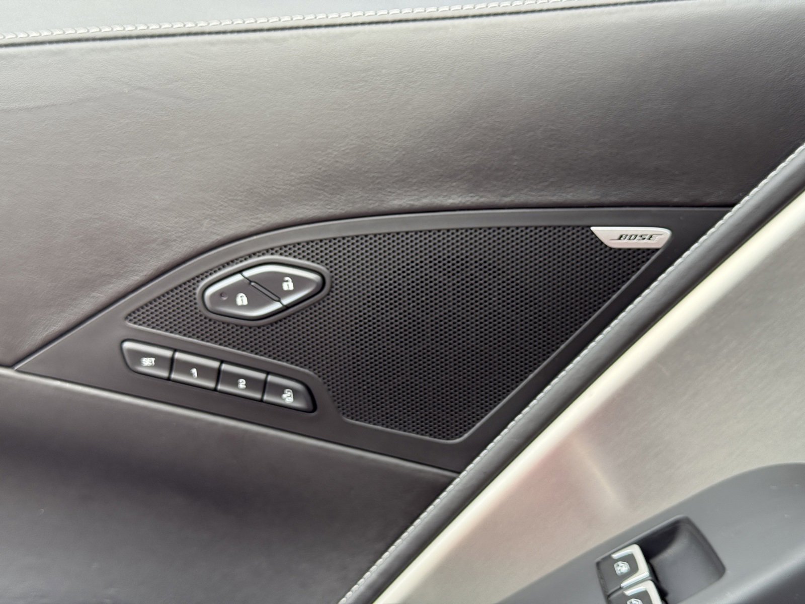 Used 2015 Chevrolet Corvette Z06 w/ 3LZ Preferred Equipment Group image 29