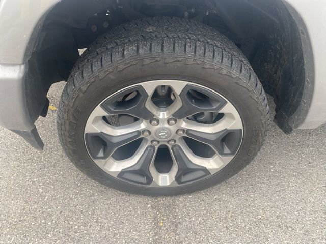 Used 2024 RAM 1500 Limited image 9