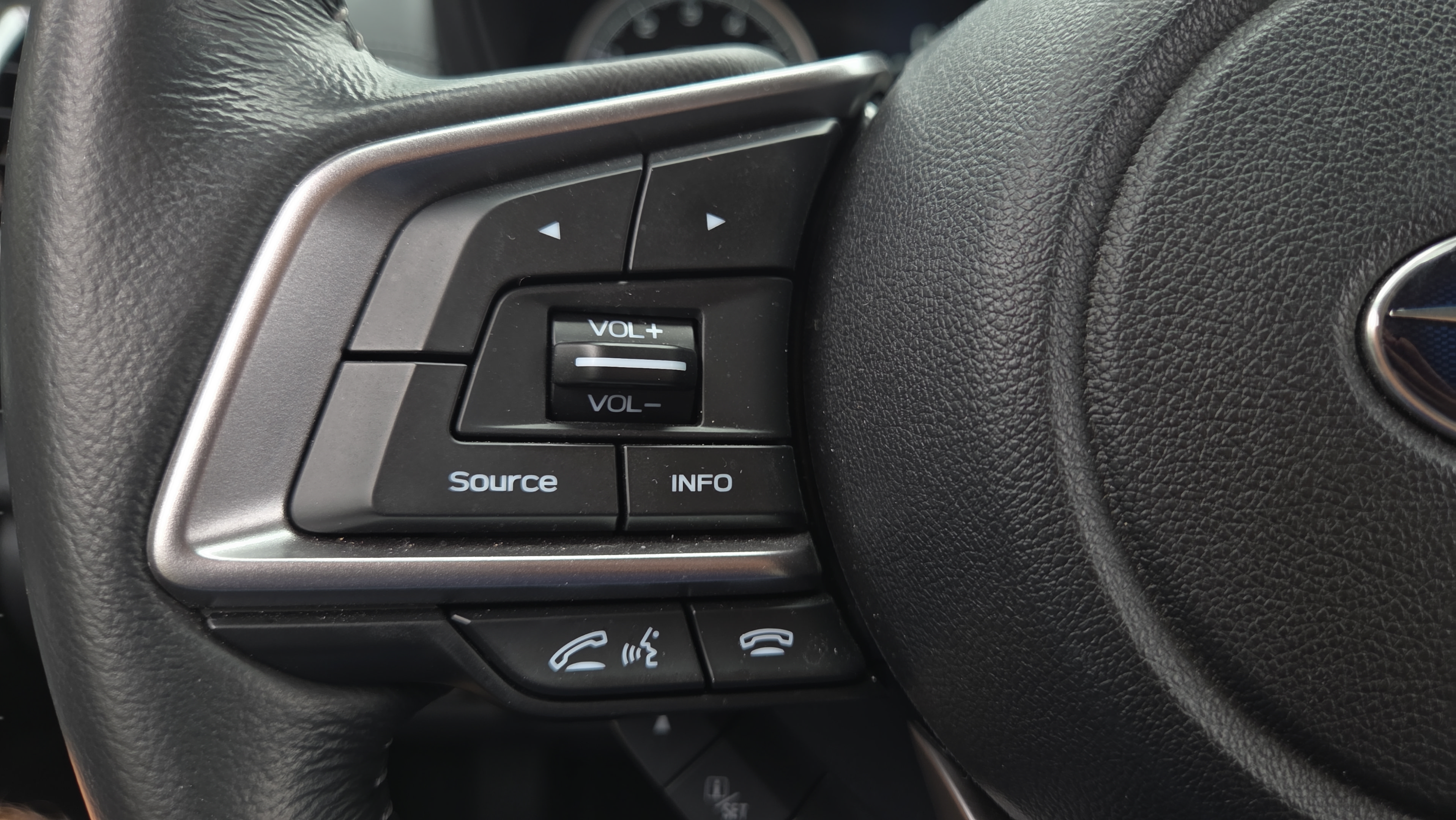 Used 2021 Subaru Forester Limited AWD/4WD image 23