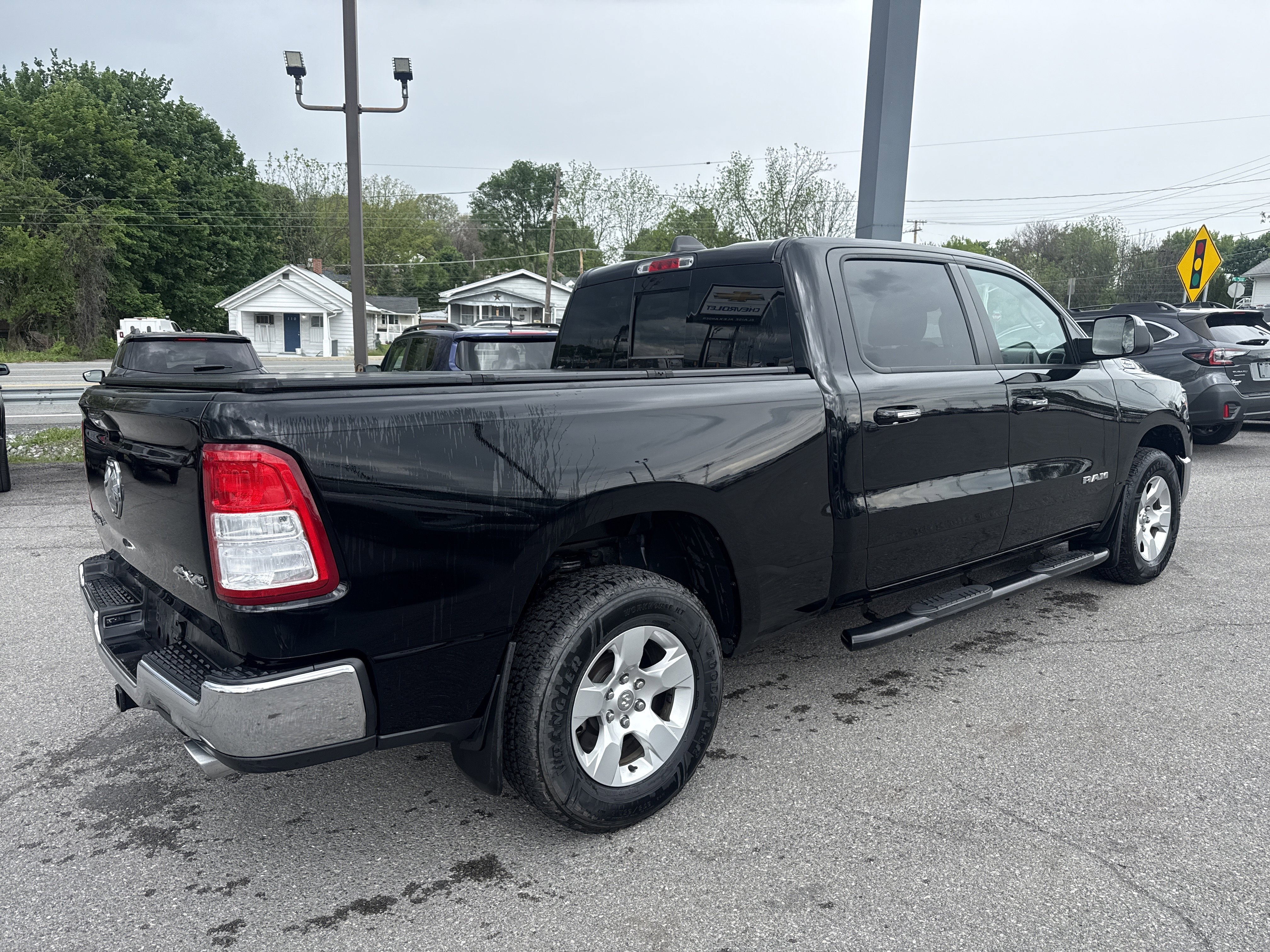 Used 2020 RAM 1500 Big Horn AWD/4WD image 3