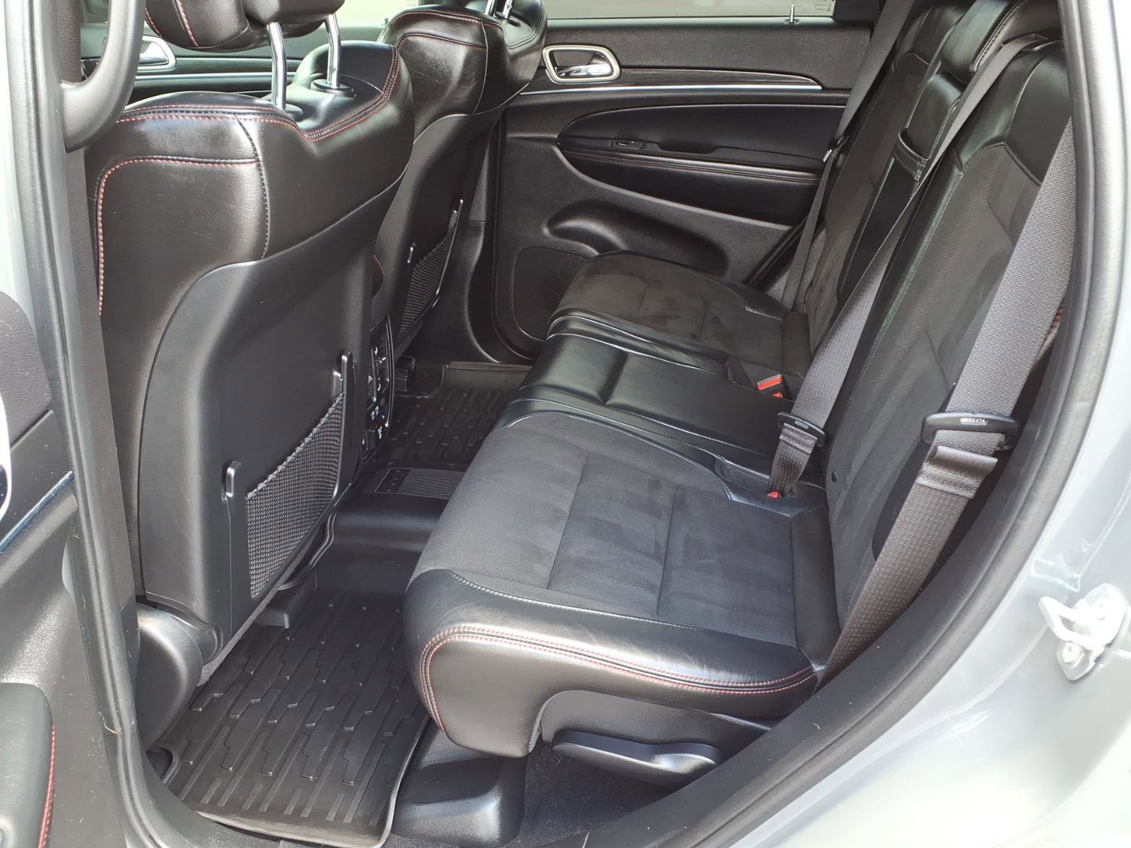 Used 2020 Jeep Grand Cherokee Trailhawk w/ Interior Metal Package AWD/4WD image 17