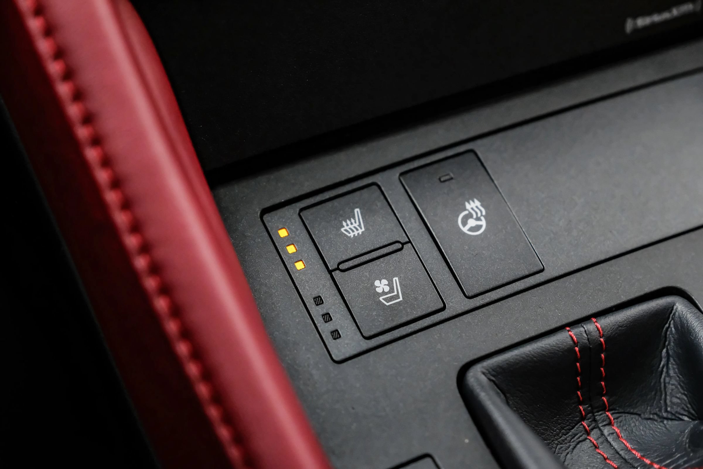Used 2019 Lexus RC 300 AWD image 21