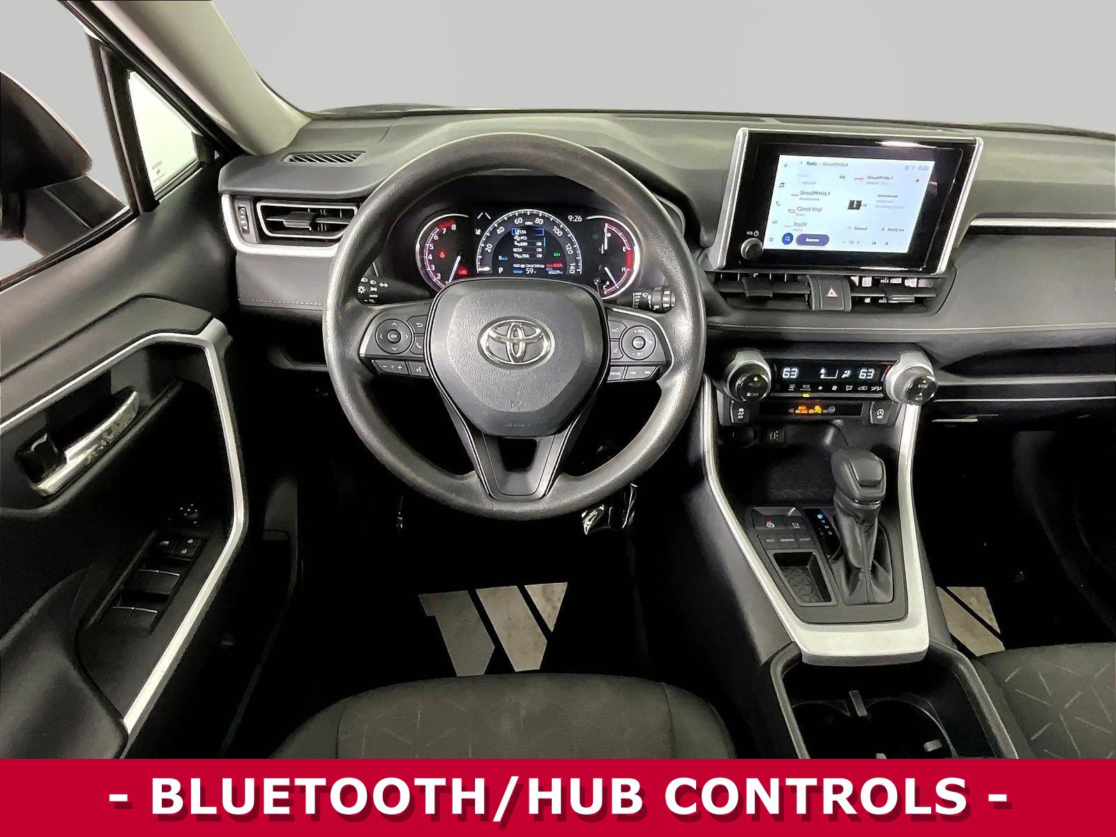 Used 2024 Toyota RAV4 XLE FWD image 8