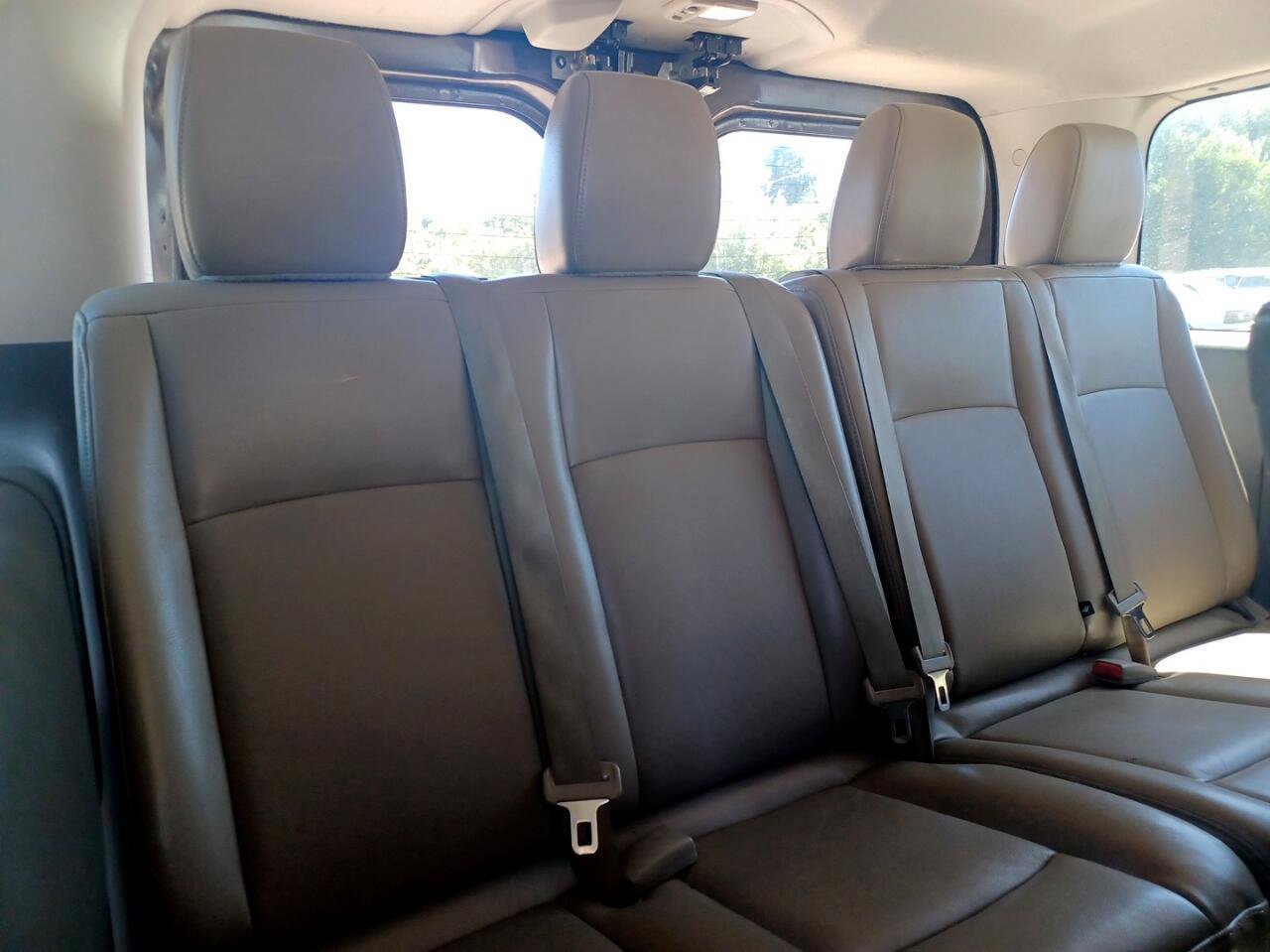 Used 2012 Nissan NV 3500 SL w/ Technology Pkg image 18