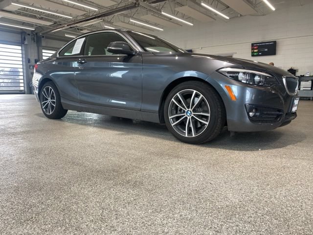 Used 2018 BMW 230i xDrive Coupe AWD/4WD image 3
