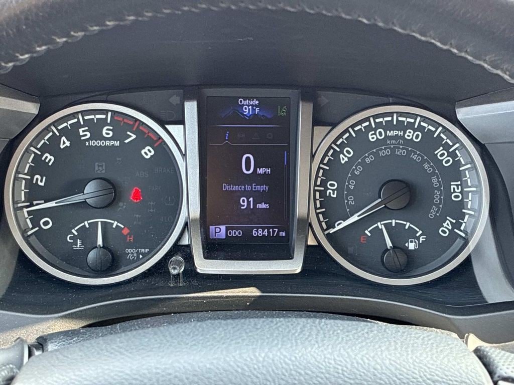 Used 2020 Toyota Tacoma SR5 AWD/4WD image 22