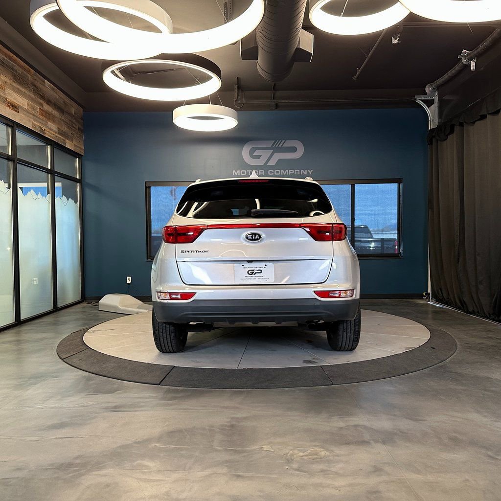 Used 2019 Kia Sportage LX w/ LX Popular Package AWD/4WD image 4