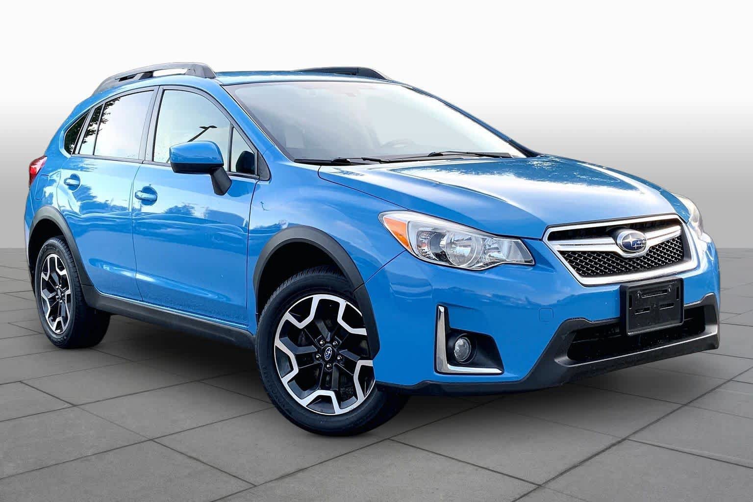 Used 2017 Subaru Crosstrek 2.0i Premium AWD/4WD image 3