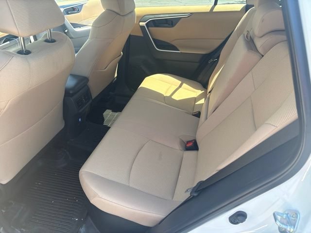 Used 2024 Toyota RAV4 LE AWD/4WD image 16