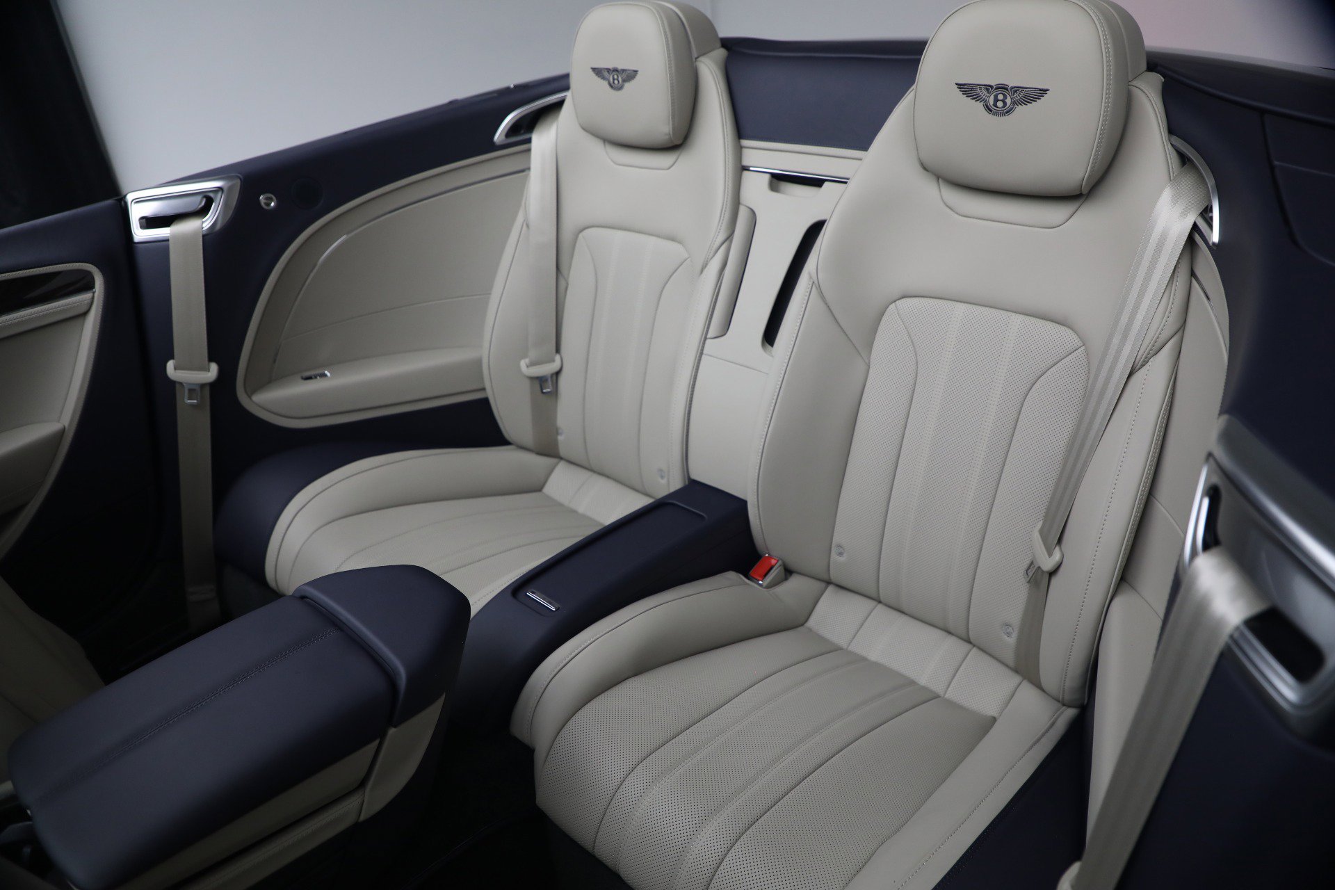 New 2026 Bentley Continental GTC AWD/4WD image 25