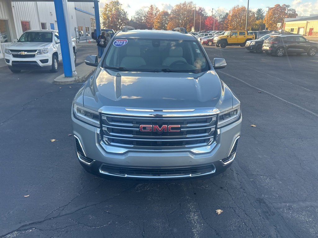 Certified 2023 GMC Acadia SLE w/ Driver Convenience Package image 6