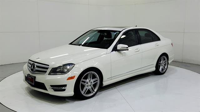 Used 2012 Mercedes-Benz C 300 4MATIC Sedan image 3