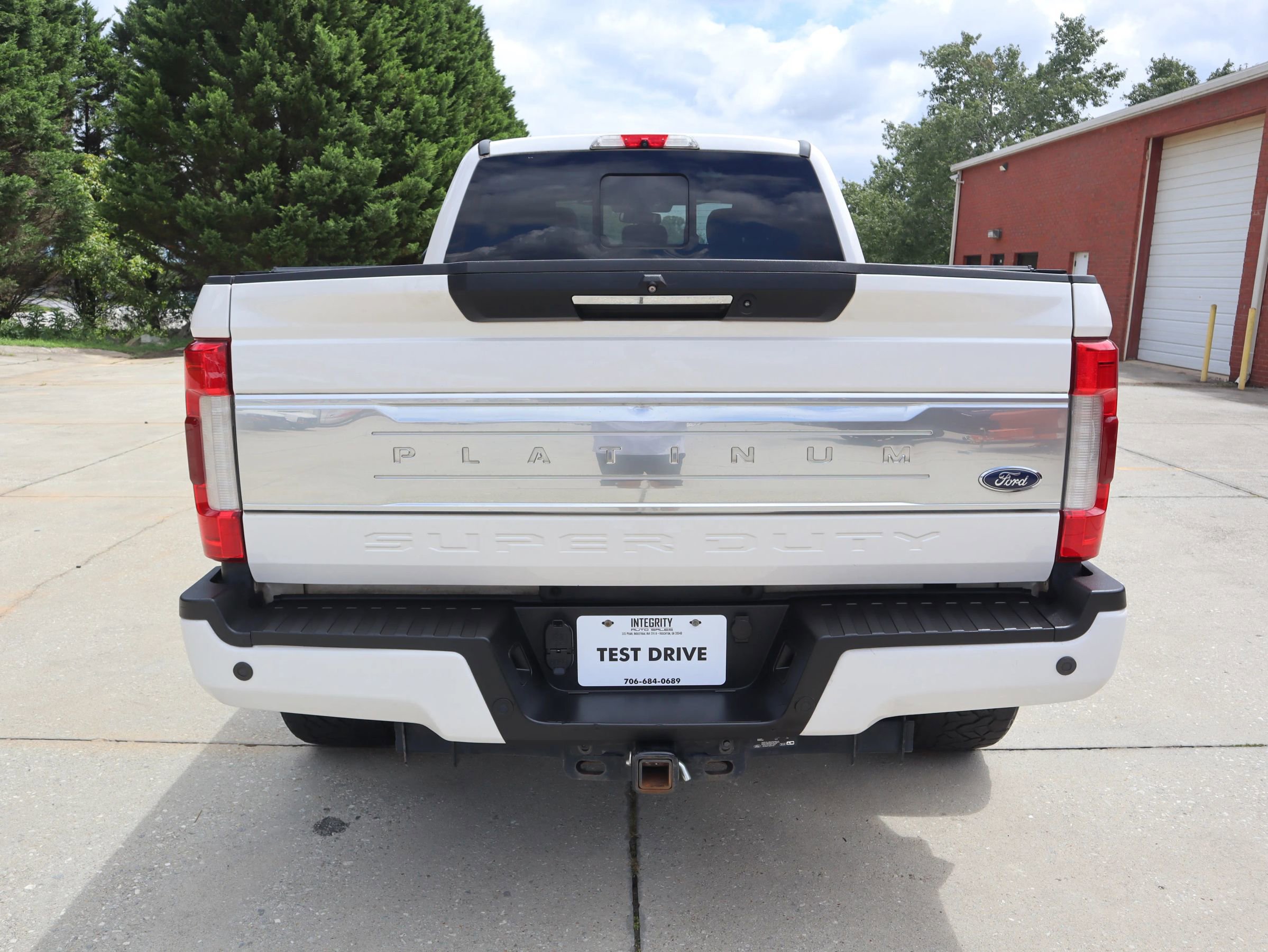 Used 2018 Ford F250 Platinum w/ Platinum Ultimate Package image 4
