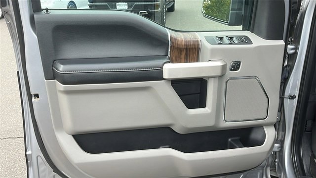 Used 2020 Ford F150 Lariat image 9