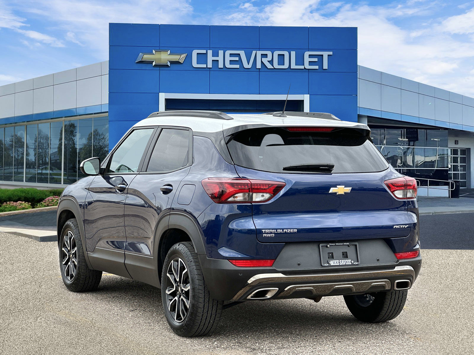 Certified 2023 Chevrolet TrailBlazer ACTIV w/ Convenience Package AWD/4WD image 3