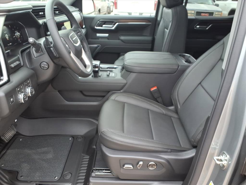 New 2026 GMC Sierra 1500 Denali w/ Denali Reserve Package image 15