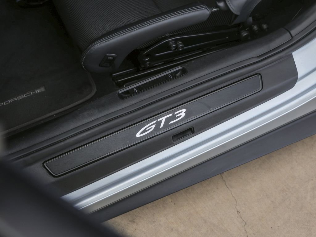 Certified 2022 Porsche 911 GT3 RWD image 19