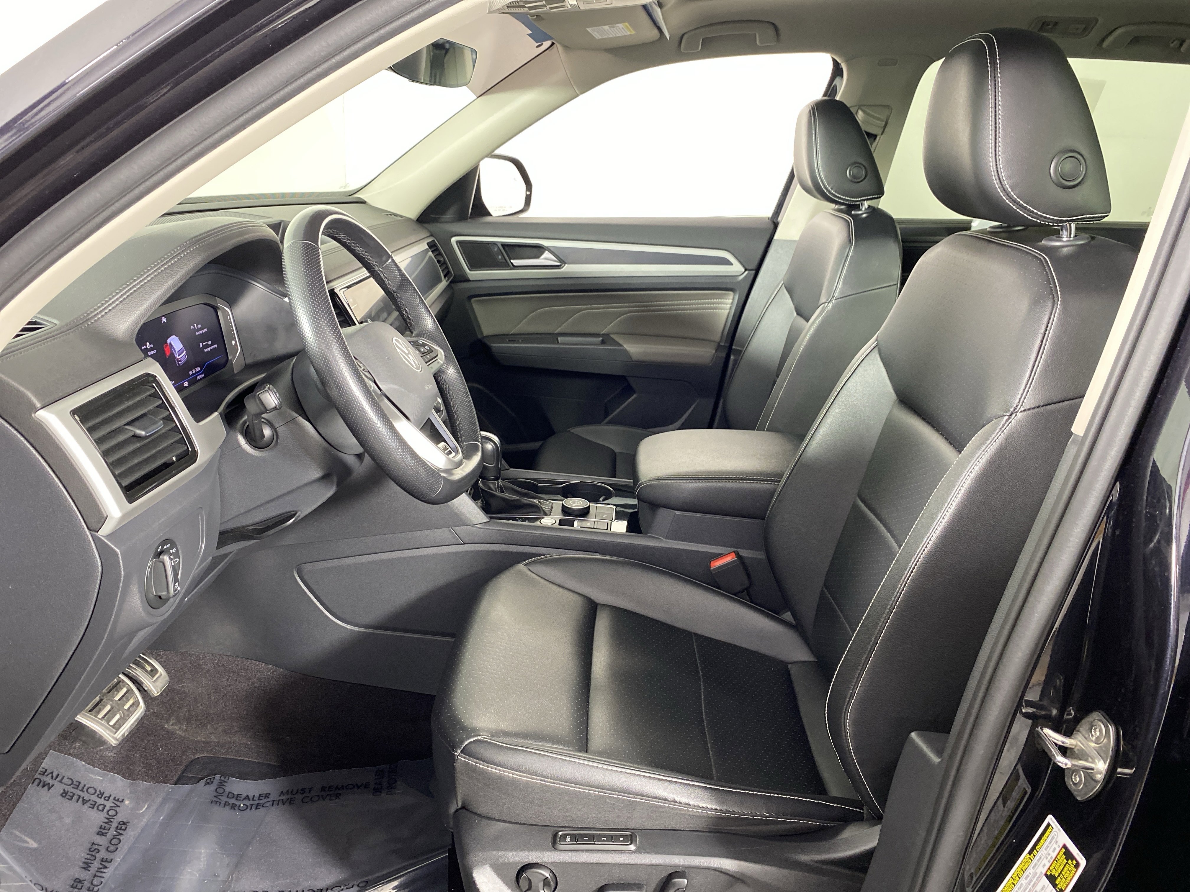 Used 2021 Volkswagen Atlas SEL R-Line image 17