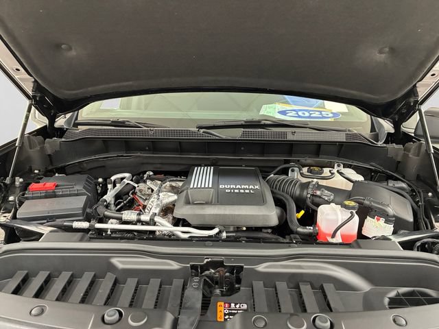 Used 2025 Chevrolet Silverado 1500 RST AWD/4WD image 11