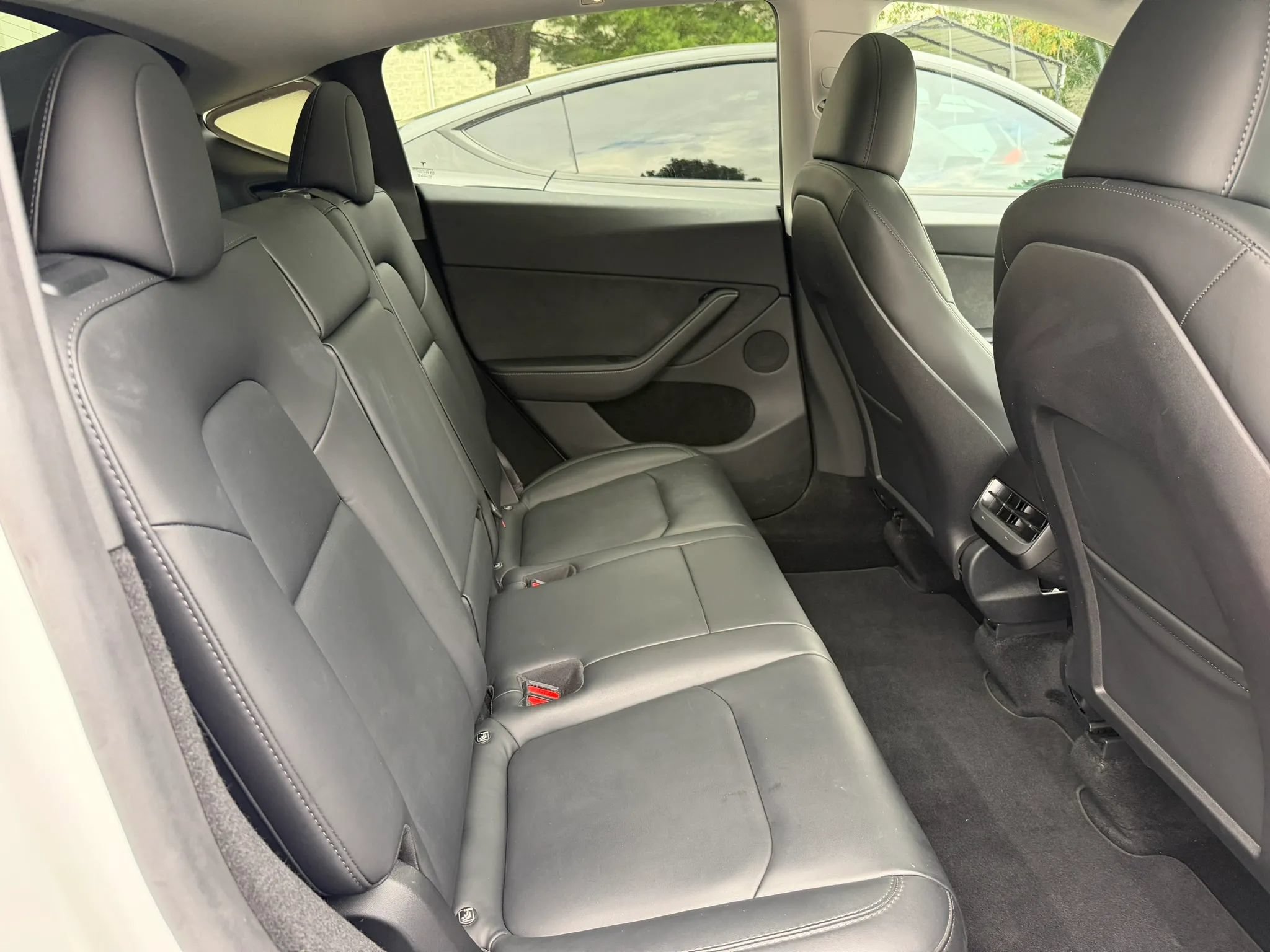 Used 2023 Tesla Model Y AWD image 20