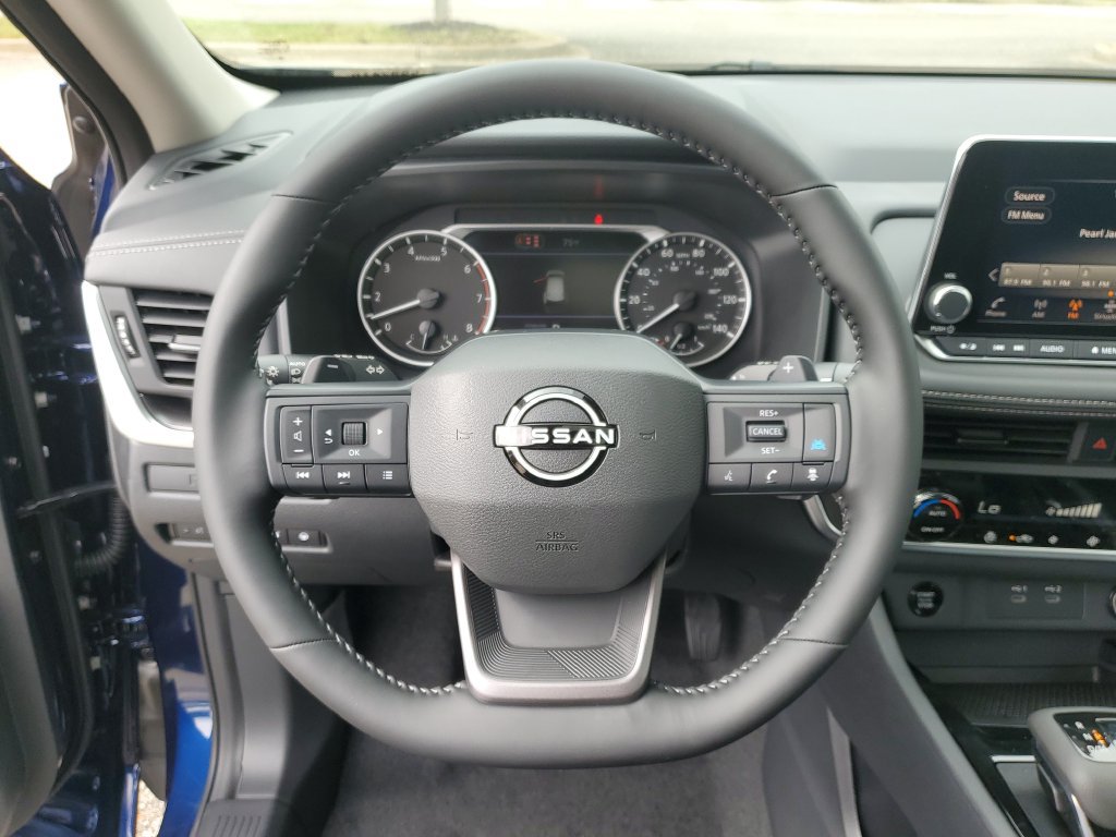 New 2026 Nissan Rogue Dark Armor FWD image 24