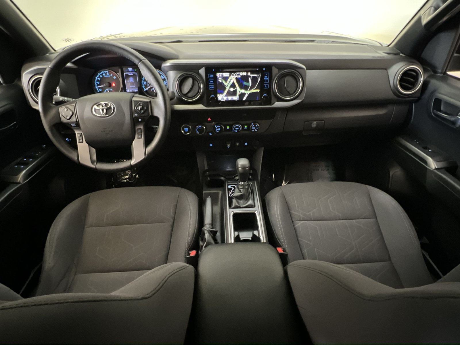 Used 2019 Toyota Tacoma TRD Off-Road AWD/4WD image 22