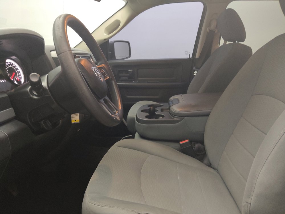 Used 2018 RAM 1500 Express w/ Express Value Package RWD image 17