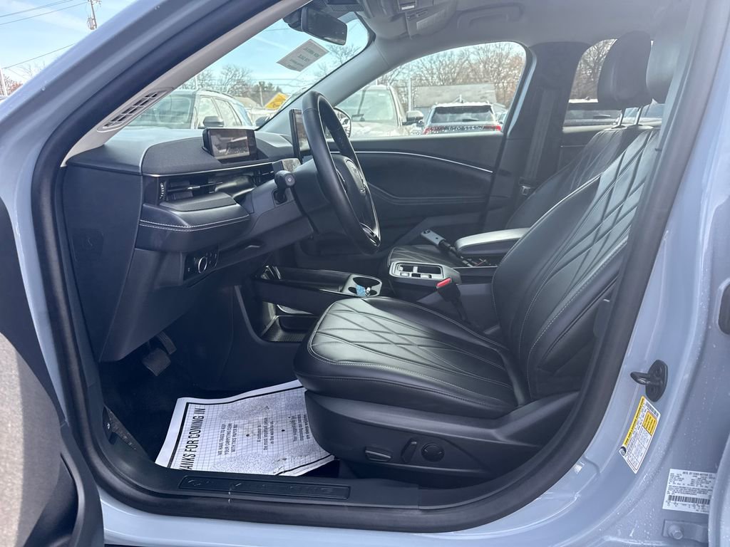 Used 2025 Ford Mustang Mach-E Select image 22