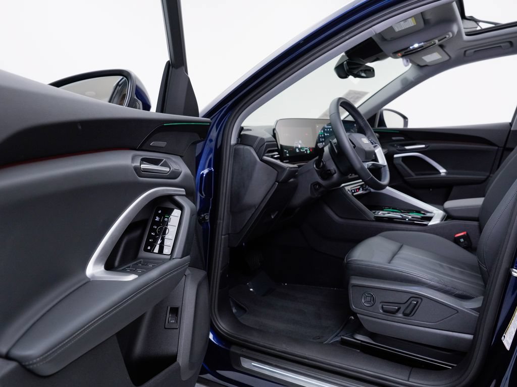 Certified 2025 Audi Q5 Premium w/ Premium Plus AWD/4WD image 4