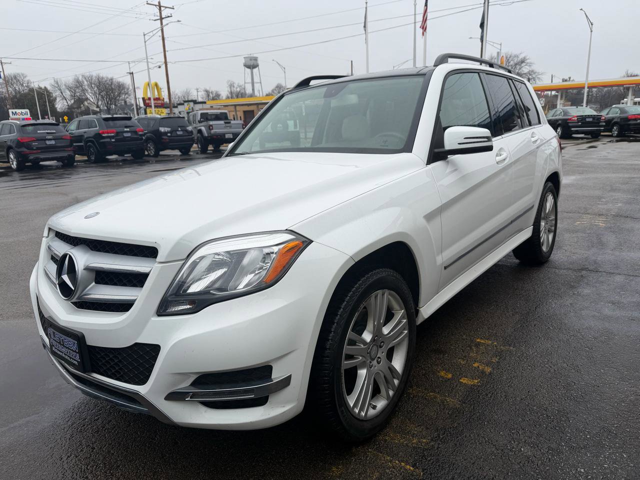 Used 2015 Mercedes-Benz GLK 350 4MATIC image 7