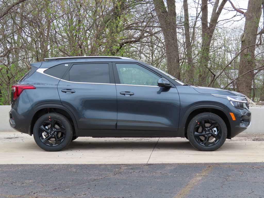 New 2026 Kia Seltos EX AWD/4WD image 2