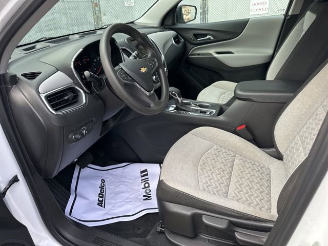 Used 2023 Chevrolet Equinox LS image 12