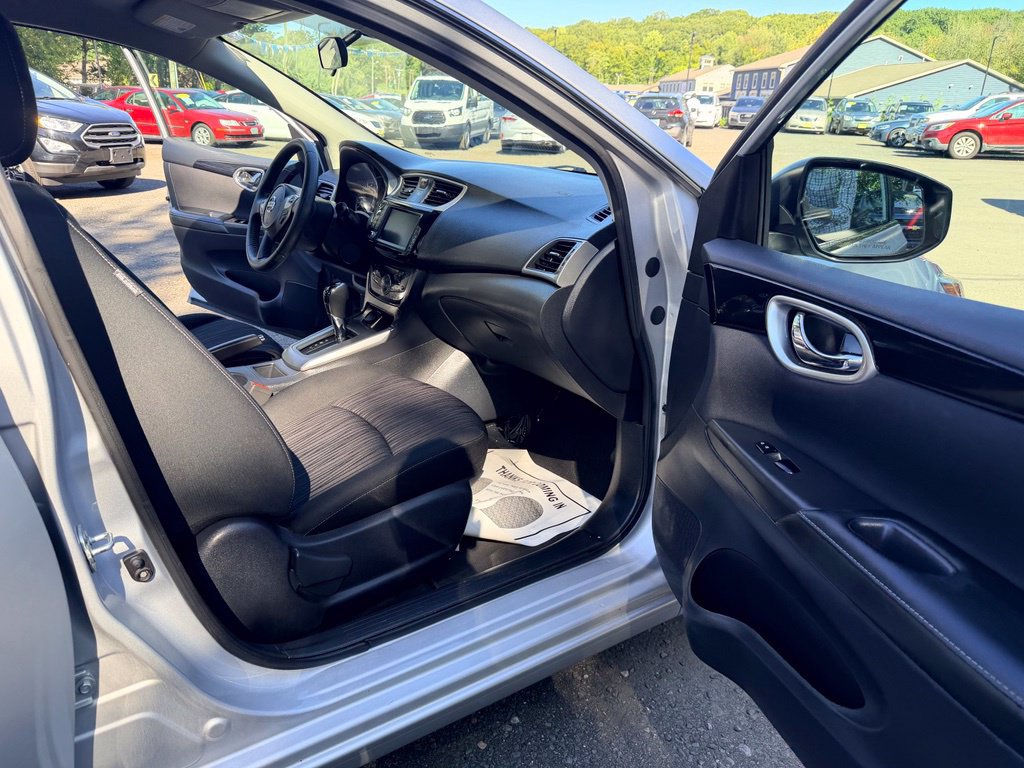 Used 2019 Nissan Sentra SV FWD image 25