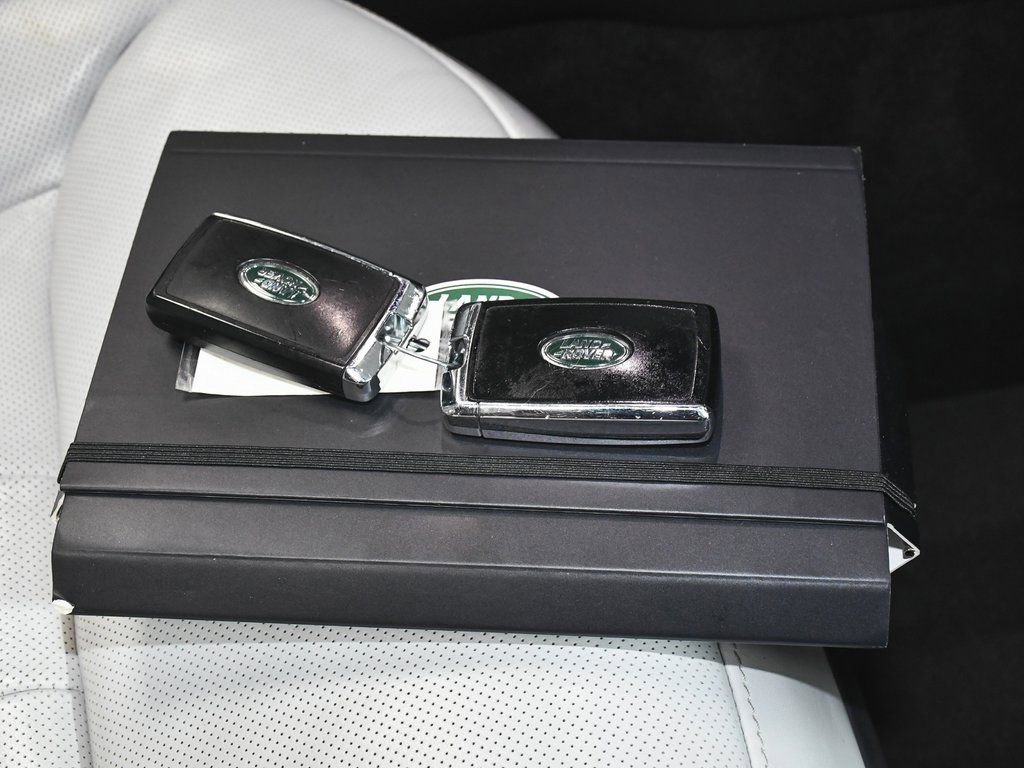 Used 2023 Land Rover Range Rover Sport SE Dynamic image 69