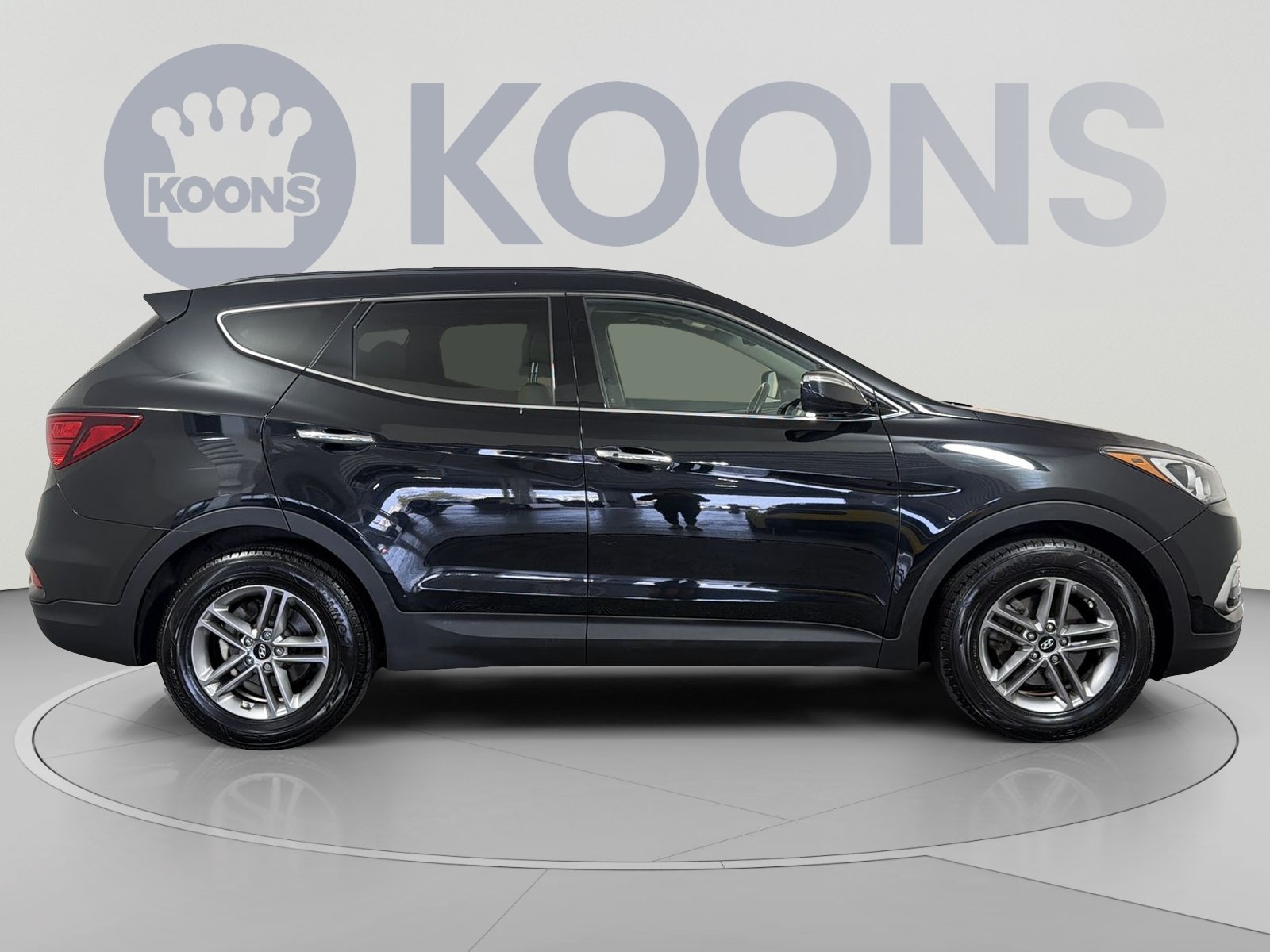 Used 2017 Hyundai Santa Fe Sport w/ 2.4L Tech Package 04 AWD/4WD image 8