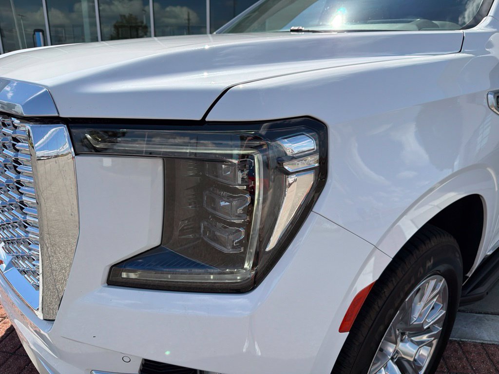 Used 2024 GMC Yukon Denali RWD image 12