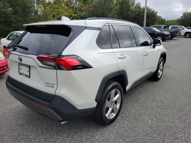 Used 2021 Toyota RAV4 Limited image 10