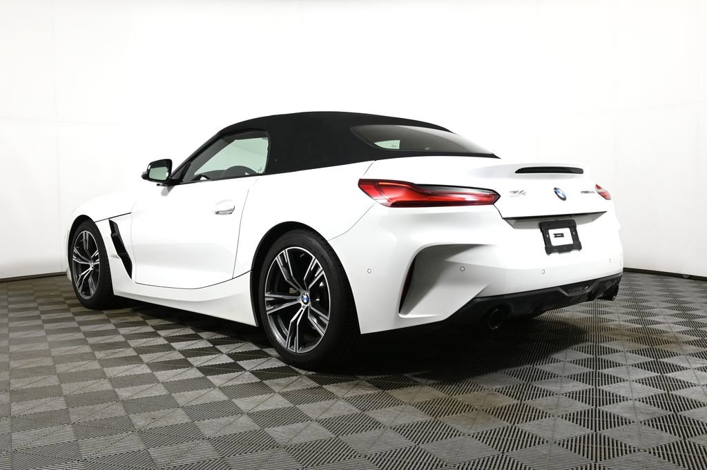 Certified 2024 BMW Z4 sDrive30i w/ Premium Package image 6