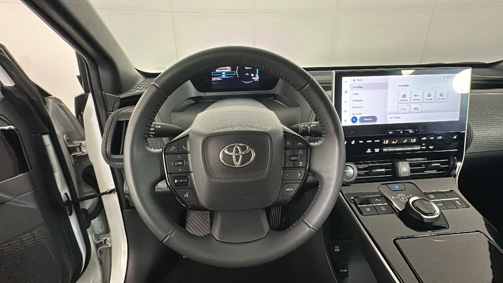 Used 2023 Toyota bZ4X FWD w/ Weather Package image 18